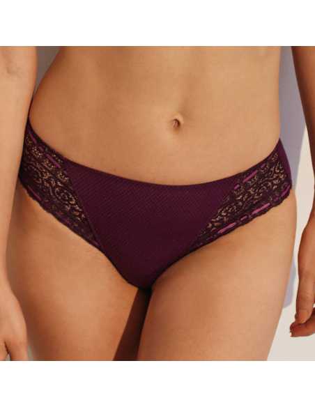 Montse Pedrosa | Braga Flavia 50802 de Selmark color Berenjena Montse Pedrosa | Braga Flavia 50802 de Selmark color Berenjena