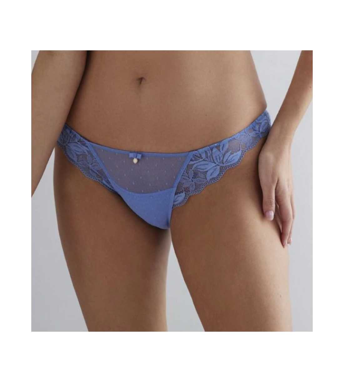 Montse Pedrosa | Braga Brasileña Filipa 30904 de Selmark color Azul Montse Pedrosa | Braga Brasileña Filipa 30904 de Selmark color Azul