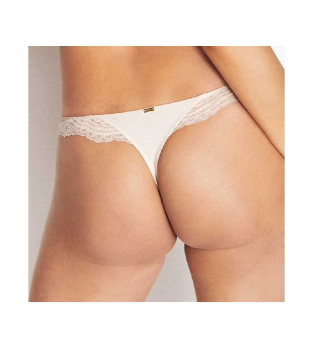 Montse Pedrosa | Tanga Ludovica 20901 de Selmark color Maquillaje Montse Pedrosa | Tanga Ludovica 20901 de Selmark color Maquillaje