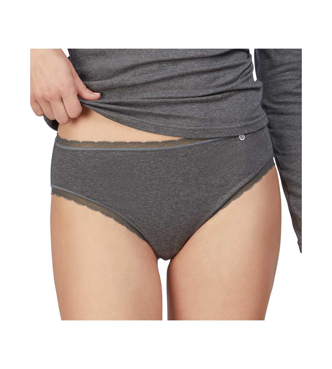 Montse Pedrosa | Braguita Algodón 32611 de Avet color Vigore Oscuro Montse Pedrosa | Braguita Algodón 32611 de Avet color Vigore Oscuro