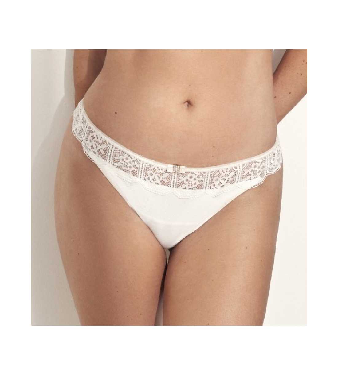 Montse Pedrosa | Tanga Nicole 50901 de Selmark color Marfil Montse Pedrosa | Tanga Nicole 50901 de Selmark color Marfil