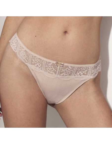 Montse Pedrosa | Braga Brasileña Nicole 50904 de Selmark color Maquillaje Montse Pedrosa | Braga Brasileña Nicole 50904 de Selmark color Maquillaje