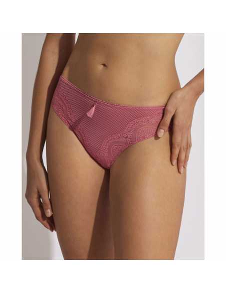 Montse Pedrosa | Braga Matilda 31102 de Selmark color Fresa Montse Pedrosa | Braga Matilda 31102 de Selmark color Fresa