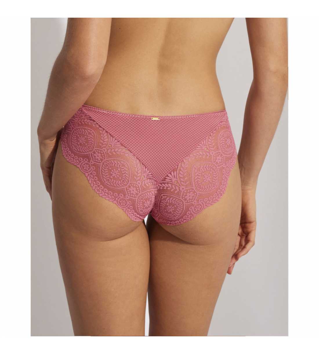 Montse Pedrosa | Braga Matilda 31102 de Selmark color Fresa Montse Pedrosa | Braga Matilda 31102 de Selmark color Fresa