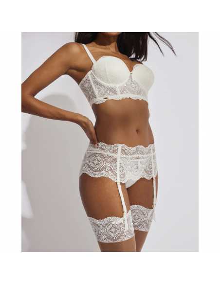 Montse Pedrosa | Liguero Matilda 31109 de Selmark color Marfil Montse Pedrosa | Liguero Matilda 31109 de Selmark color Marfil