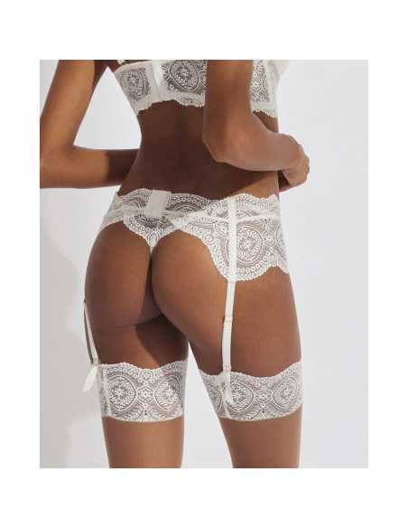 Montse Pedrosa | Liguero Matilda 31109 de Selmark color Marfil Montse Pedrosa | Liguero Matilda 31109 de Selmark color Marfil