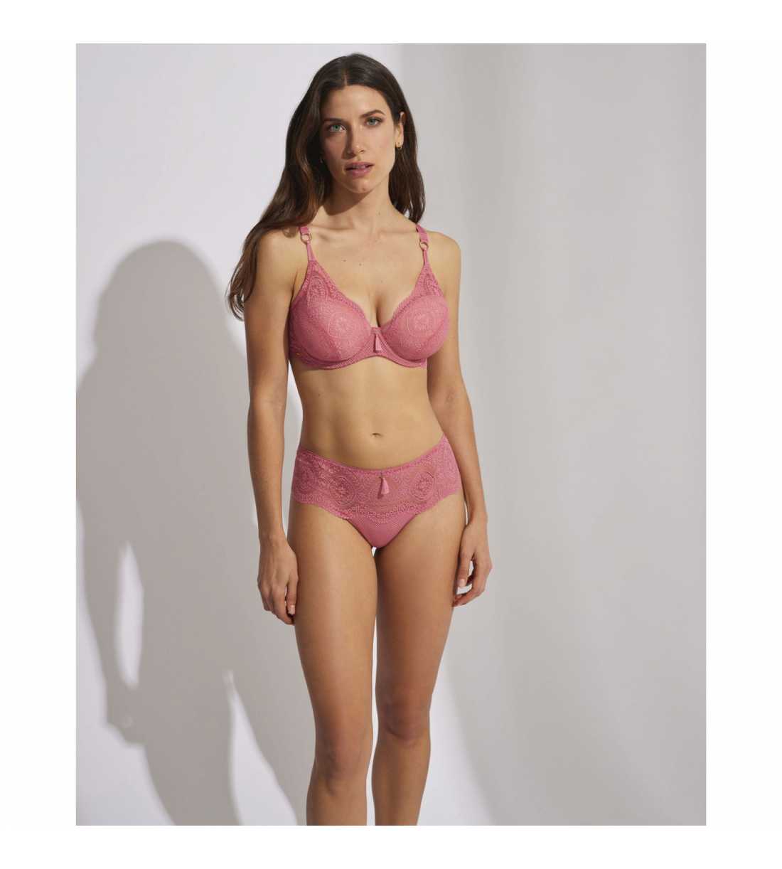 Montse Pedrosa | Sujetador Matilda 31111 de Selmark color Fresa Montse Pedrosa | Sujetador Matilda 31111 de Selmark color Fresa