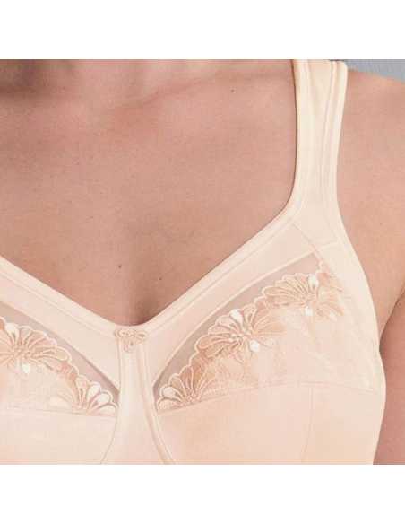 Montse Pedrosa | Sujetador Comfort sin aros Safina 5448 Biscuit de Anita Montse Pedrosa | Sujetador Comfort sin aros Safina 5448 Biscuit de Anita