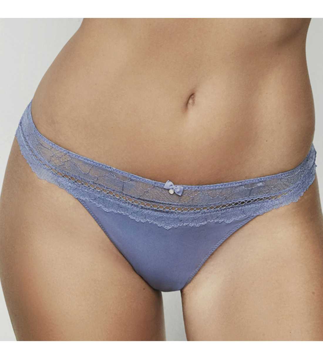 Montse Pedrosa | Braga Brasileña Agatha 31204 de Selmark color Azul Montse Pedrosa | Braga Brasileña Agatha 31204 de Selmark color Azul