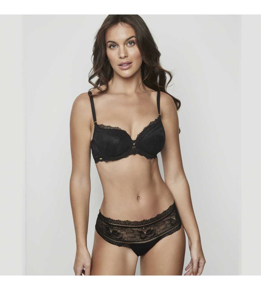 Montse Pedrosa | SSujetador Agatha 31217 de Selmark color Negro Montse Pedrosa | SSujetador Agatha 31217 de Selmark color Negro