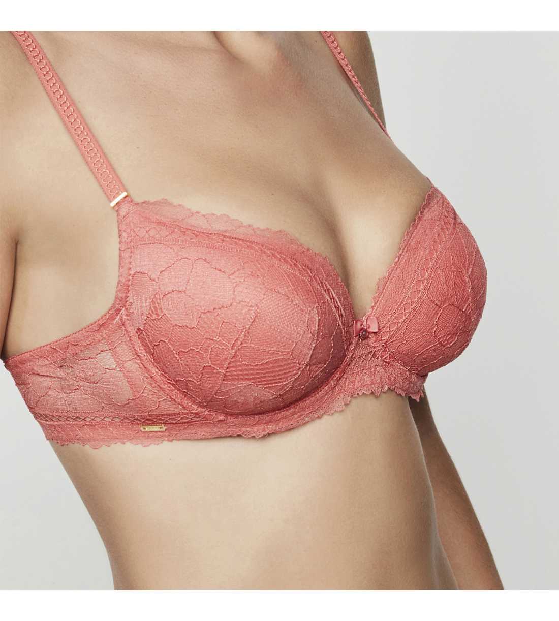 Montse Pedrosa | SSujetador Agatha 31217 de Selmark color Coral Montse Pedrosa | SSujetador Agatha 31217 de Selmark color Coral