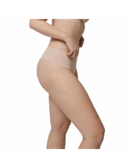 Montse Pedrosa | Tanga Alto de Control con Acabados Invisibles 19689 de Ysabel Mora Montse Pedrosa | Tanga Alto de Control con Acabados Invisibles 19689 de Ysabel Mora