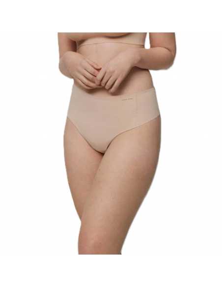 Montse Pedrosa | Tanga Alto de Control con Acabados Invisibles 19689 de Ysabel Mora Montse Pedrosa | Tanga Alto de Control con Acabados Invisibles 19689 de Ysabel Mora