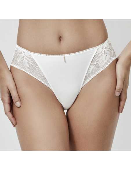 Montse Pedrosa | Braga Malitzia 61207 de Selmark color Marfil Montse Pedrosa | Braga Malitzia 61207 de Selmark color Marfil