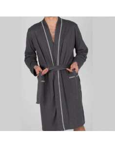 Montse Pedrosa | Bata 296 de Pettrus color Gris Oscuro