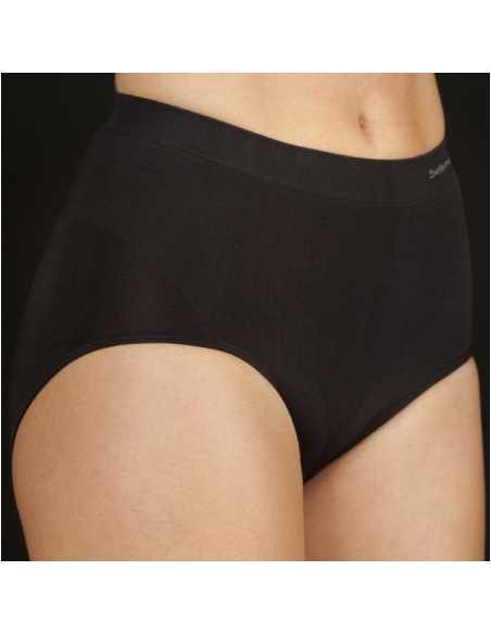 Montse Pedrosa | Braga 900 Control de Selene color Negro Montse Pedrosa | Braga 900 Control de Selene color Negro