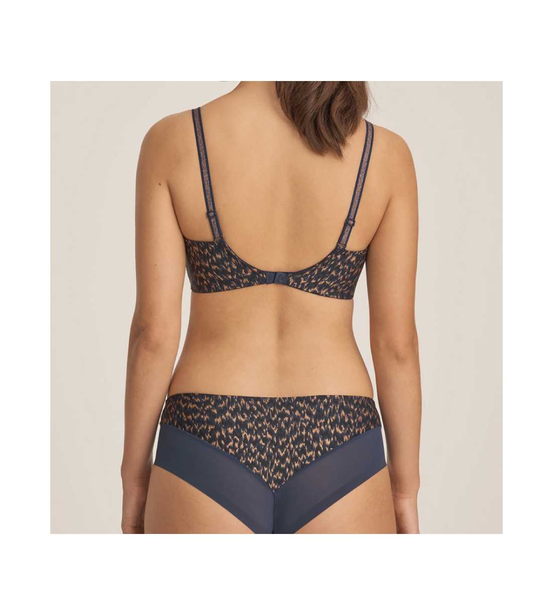 Montse Pedrosa | Sujetador Bijou 0141780 de PrimaDonna Twist color Blue Noir Montse Pedrosa | Sujetador Bijou 0141780 de PrimaDonna Twist color Blue Noir