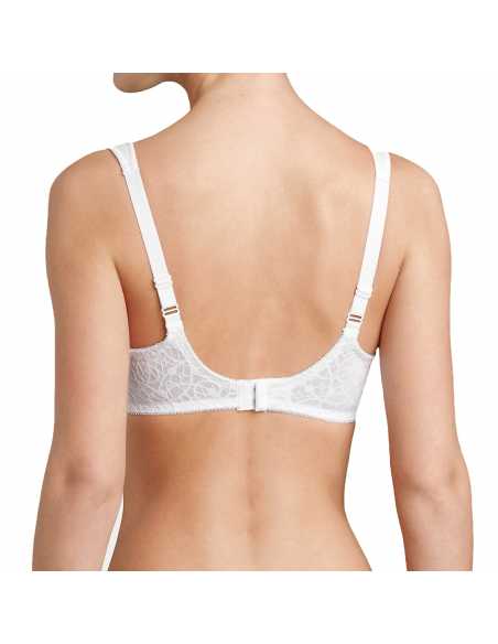 Montse Pedrosa | Sujetador Confort Minimizer W de Triumph color Blanco Montse Pedrosa | Sujetador Confort Minimizer W de Triumph color Blanco