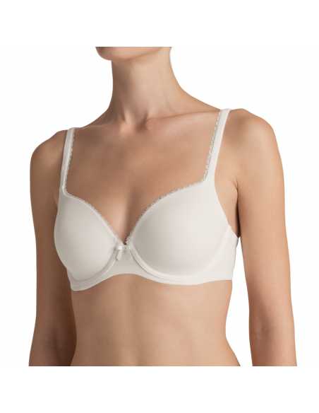 Montse Pedrosa | Sujetador Perfectly Soft WHP de Triumph color Marfil Montse Pedrosa | Sujetador Perfectly Soft WHP de Triumph color Marfil