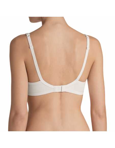 Montse Pedrosa | Sujetador Perfectly Soft WHP de Triumph color Marfil Montse Pedrosa | Sujetador Perfectly Soft WHP de Triumph color Marfil