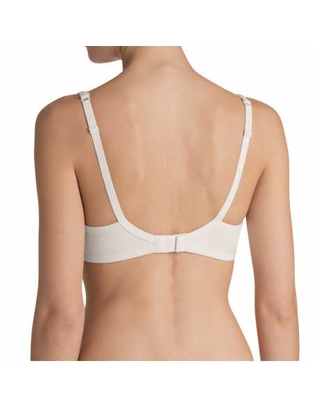 Montse Pedrosa | Sujetador Perfectly Soft W de Triumph color Marfil Montse Pedrosa | Sujetador Perfectly Soft W de Triumph color Marfil