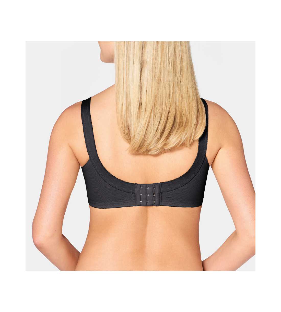 Montse Pedrosa | Sujetador Doreen de Triumph color Negro Montse Pedrosa | Sujetador Doreen de Triumph color Negro