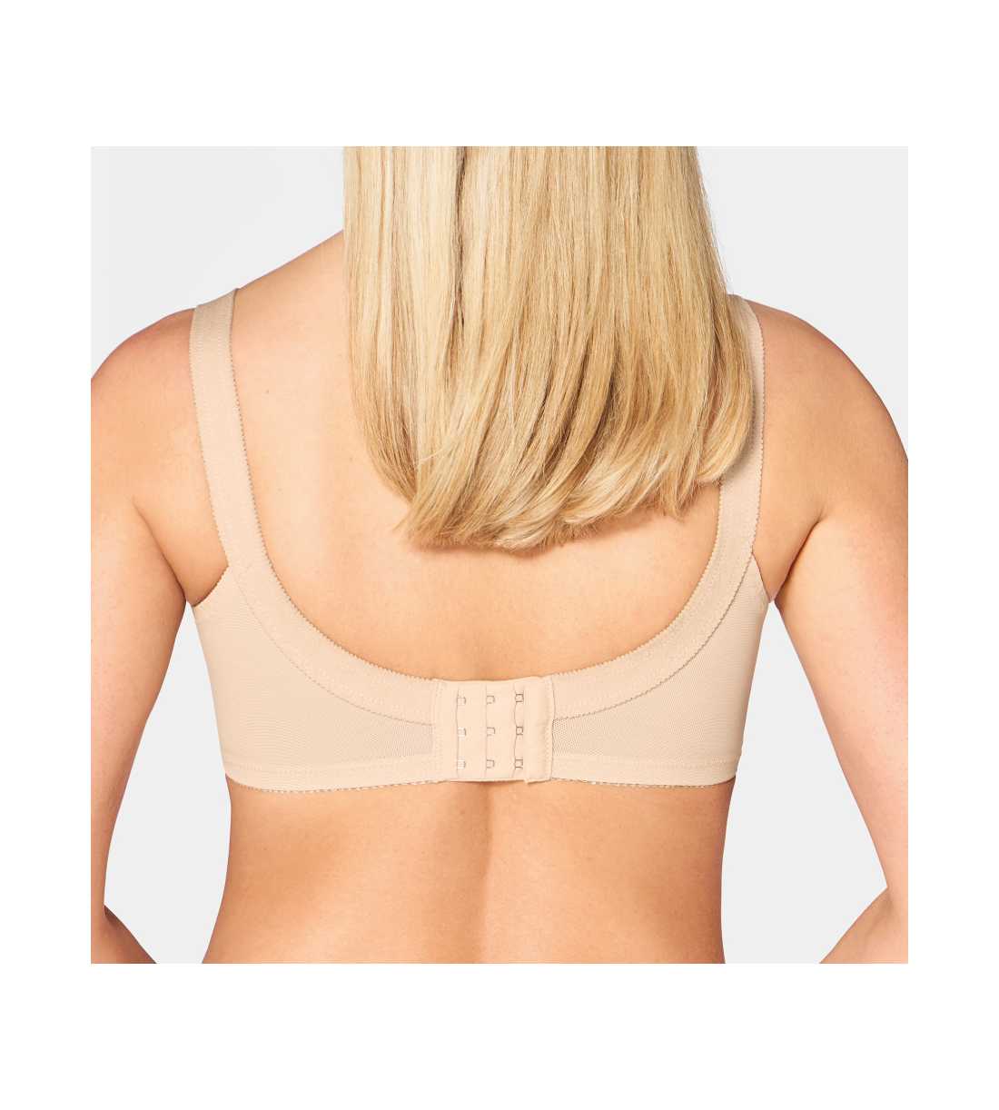 Montse Pedrosa | Sujetador Doreen de Triumph color Skin Montse Pedrosa | Sujetador Doreen de Triumph color Skin